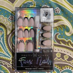 Pretty Woman Faux Nails